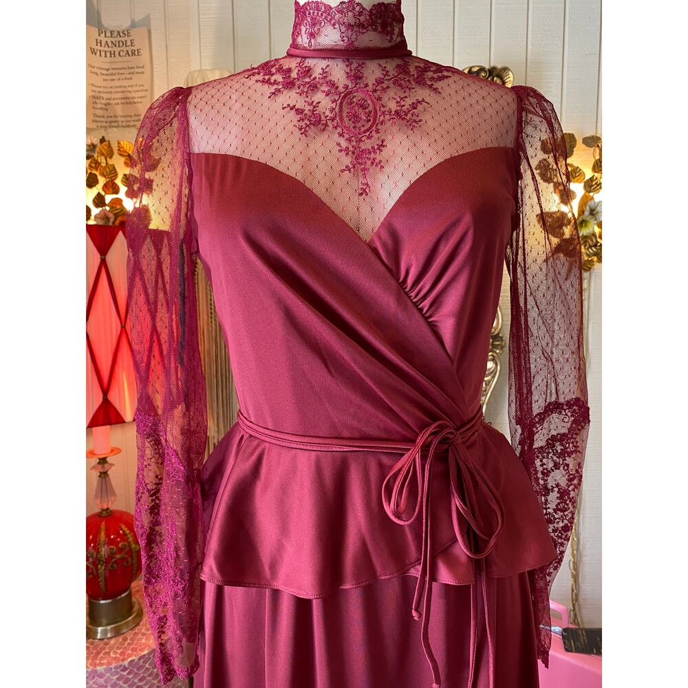 vintage 1970s maroon peplum maxi dress, embroidered net lace, wednesday, med 28 - Picture 2 of 10
